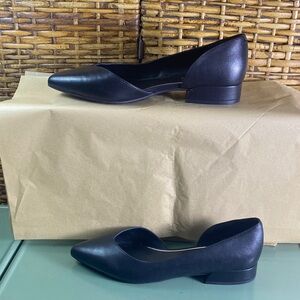 EUC worn 1x Kenneth Cole black Carmina flats 9
